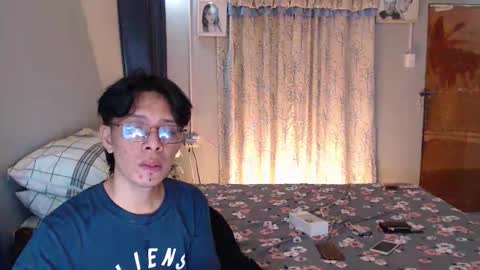 Snapshot of urpinoyasianx chatting on 11, 9, 2025 Mel online show from 11, 9, 2025