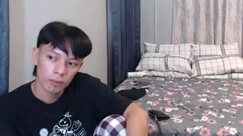 Snapshot of urpinoyasianx chatting on 12, 9, 2025 Mel online show from 12, 9, 2025