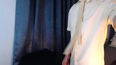 Snapshot of urpinoyasianx chatting on 19, 9, 2025 Mel online show from 19, 9, 2025