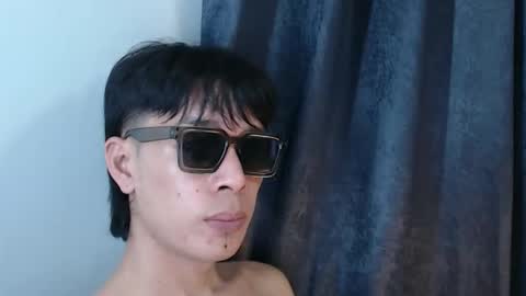 Snapshot of urpinoyasianx chatting on 20, 9, 2025 Mel online show from 20, 9, 2025