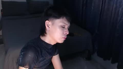 Snapshot of urpinoyasianx chatting on 27, 9, 2025 Mel online show from 27, 9, 2025