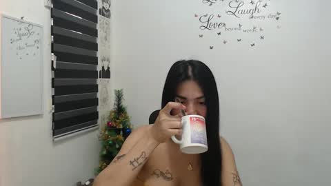 hi im kim online show from 19, 12, 2024