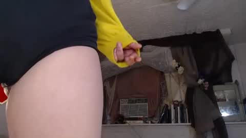 Maxi Mills . My Orgasm is in your hands Private is Open online show from 9, 5, 2026