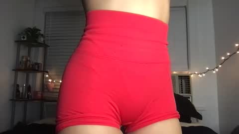 Snapshot of ursweetestlilly chatting on 7, 11, 2025 Lily online show from 7, 11, 2025