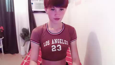 Snapshot of ursweetgirlsammy19 chatting on 10, 9, 2025 sammy the nughty girl who can make you happy online show from 10, 9, 2025