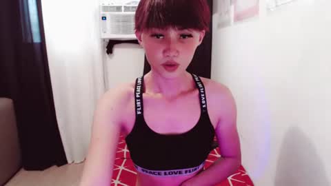 Snapshot of ursweetgirlsammy19 chatting on 7, 10, 2025 sammy the nughty girl who can make you happy online show from 7, 10, 2025