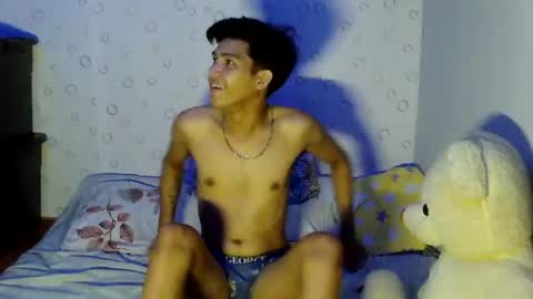 Snapshot of ursweetie_boy chatting on 6, 7, 2026 ursweetie_boy online show from 6, 7, 2026