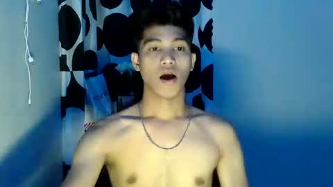 Snapshot of ursweetie_boy chatting on 15, 7, 2026 ursweetie_boy online show from 15, 7, 2026