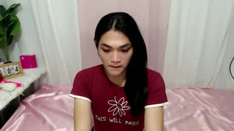 Snapshot of ursweetsofia04 chatting on 5, 12, 2025 Sofia online show from 5, 12, 2025