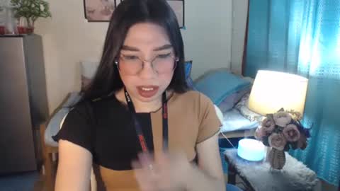 Snapshot of urwetasianprincessxx chatting on 19, 2, 2025 Ashley Kate Mateo Gray online show from 19, 2, 2025