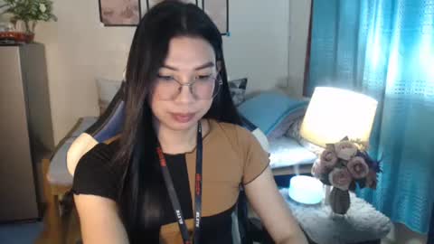 Snapshot of urwetasianprincessxx chatting on 24, 2, 2025 Ashley Kate Mateo Gray online show from 24, 2, 2025