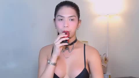 urwildest_margaret online show from 21, 2, 2026