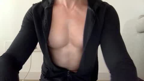 urxtoyboy online show from 13, 4, 2026