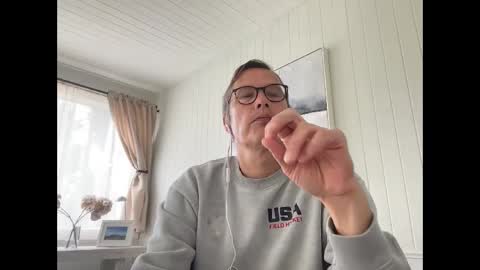 Snapshot of usablemale chatting on 4, 3, 2025 P online show from 4, 3, 2025