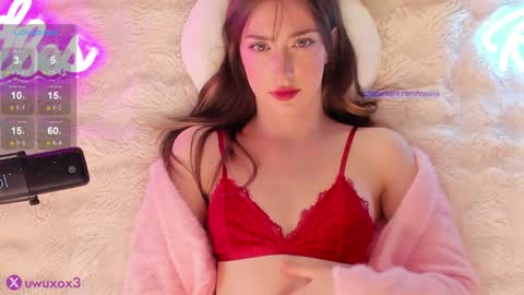 Snapshot of uwuxo chatting on 20, 12, 2025 Romy online show from 20, 12, 2025