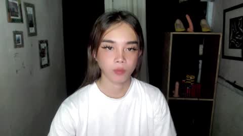 Snapshot of uxie_mew chatting on 7, 11, 2025 Ahn Chiyo online show from 7, 11, 2025