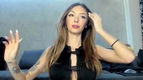 Mia online show from 19, 1, 2026