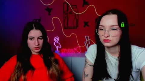 Snapshot of vaiolet_lovely chatting on 16, 4, 2026 vaiolet_lovely online show from 16, 4, 2026