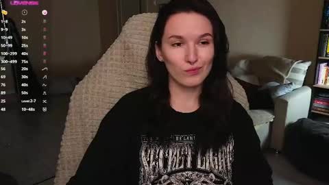 Snapshot of val_manson chatting on 29, 5, 2026 Val online show from 29, 5, 2026