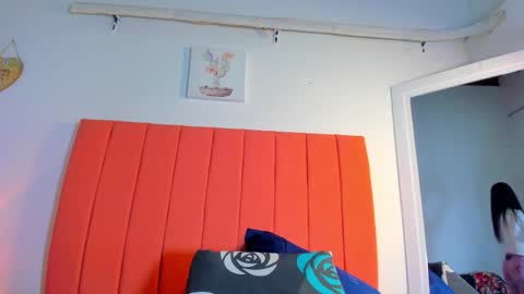 Snapshot of valen_rose0 chatting on 12, 9, 2025 VALENTINA 3 online show from 12, 9, 2025