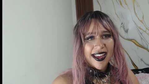 Snapshot of valen_ross7 chatting on 8, 3, 2026 valen_ross7 online show from 8, 3, 2026