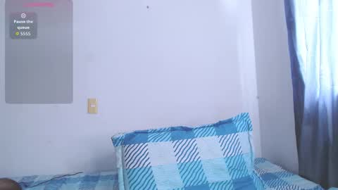 IG-valen mendoza99  twitter valenthompson99 online show from 23, 11, 2025