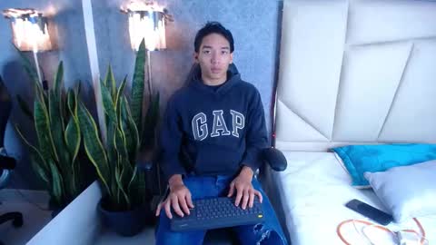 Valenor online show from 25, 10, 2025