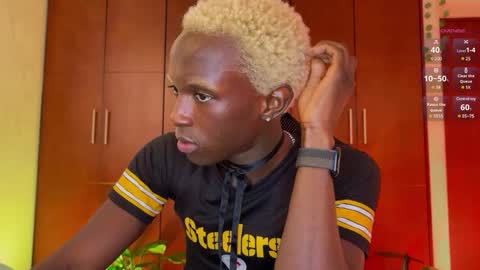   Valentin  independent Cam Boy     online show from 11, 12, 2024