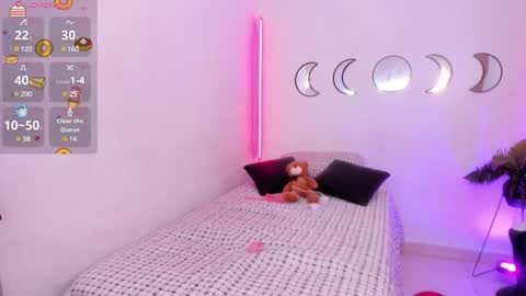 Snapshot of valentina_gaviria_ chatting on 5, 12, 2024 VALENTINA GAVIRIA online show from 5, 12, 2024