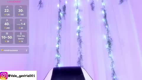 Snapshot of valentina_gaviria_ chatting on 18, 12, 2024 VALENTINA GAVIRIA online show from 18, 12, 2024