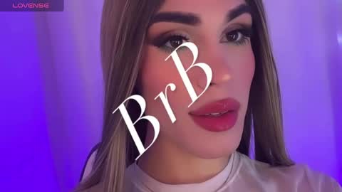 Snapshot of valentina_gaviria_ chatting on 23, 12, 2024 VALENTINA GAVIRIA online show from 23, 12, 2024