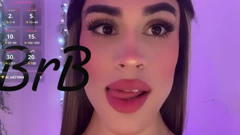 Snapshot of valentina_gaviria_ chatting on 19, 1, 2025 VALENTINA GAVIRIA online show from 19, 1, 2025