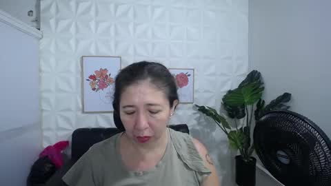Valentina  online show from 14, 2, 2025