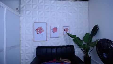 Valentina  online show from 12, 11, 2025