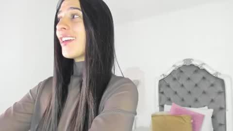 Valentina  online show from 1, 7, 2026