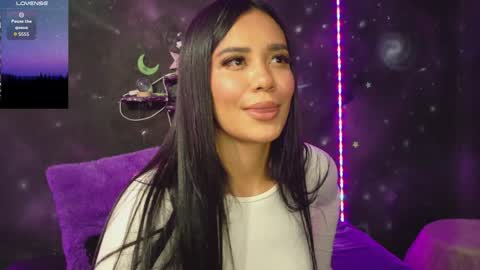 valentinarojass_ online show from 15, 5, 2026