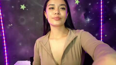 valentinarojass_ online show from 1, 6, 2026
