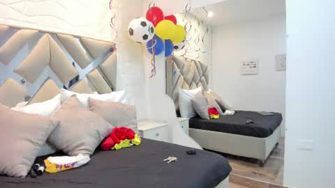 Snapshot of valentinasu_ chatting on 7, 7, 2026 VALENTINA online show from 7, 7, 2026