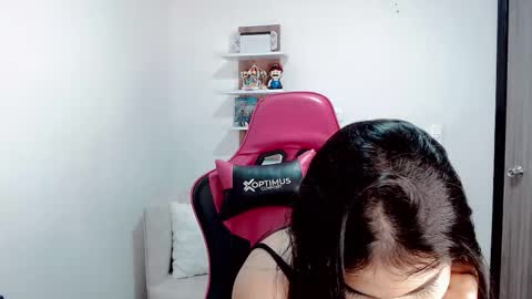 Snapshot of valentinasweet_ chatting on 6, 11, 2025 Valentina online show from 6, 11, 2025