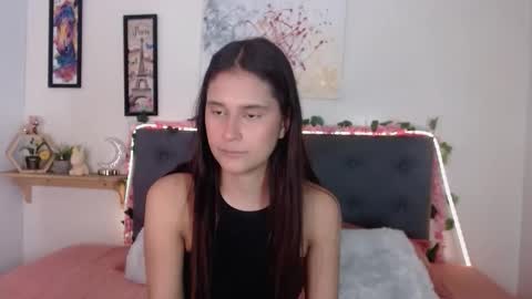 V A L E N T I N I online show from 28, 10, 2025