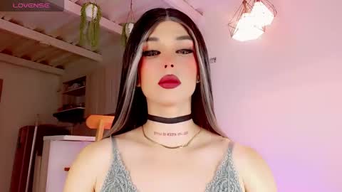 Snapshot of valentinne_marian chatting on 21, 2, 2025 Marian online show from 21, 2, 2025