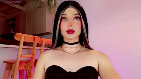 Snapshot of valentinne_marian chatting on 26, 2, 2025 Marian online show from 26, 2, 2025