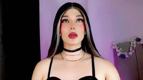 Snapshot of valentinne_marian chatting on 1, 3, 2025 Marian online show from 1, 3, 2025