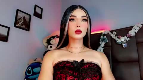 Snapshot of valentinne_marian chatting on 17, 9, 2025 Marian online show from 17, 9, 2025