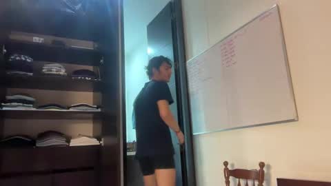 Snapshot of valentino_beaumont chatting on 16, 12, 2024 Valentino Beaumont online show from 16, 12, 2024