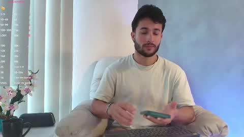 Valentino online show from 18, 2, 2025