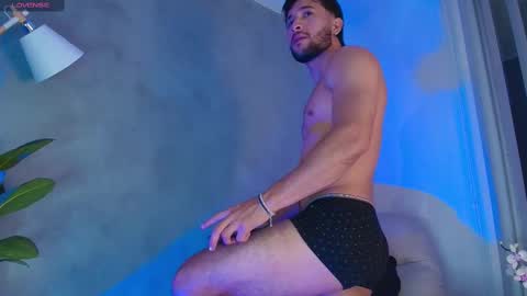 Valentino online show from 7, 3, 2025