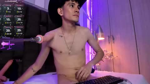 Valentino online show from 28, 2, 2025