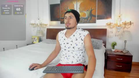 Snapshot of valentinos_ chatting on 3, 10, 2025 Valentinos online show from 3, 10, 2025