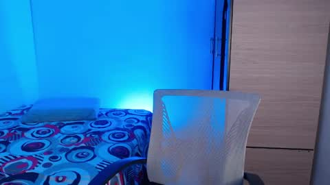 Snapshot of valentinosex_1 chatting on 28, 4, 2026 VALENTINO online show from 28, 4, 2026